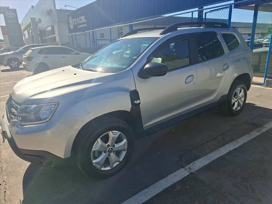 RENAULT DUSTER 1.6 16V SCE FLEX INTENSE MANUAL RENAULT DUSTER 1.6 16V SCE FLEX INTENSE MANUAL